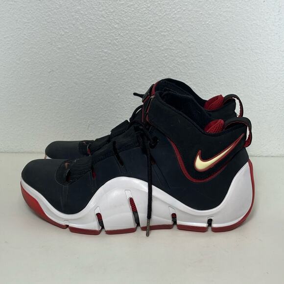 USED 2006 Nike Zoom Lebron IV‎ 4 size 13 LAUNCH BRED foamposite vintage Lakers - Picture 1 of 8